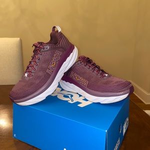 Hoka One One Women’s Bondi 6